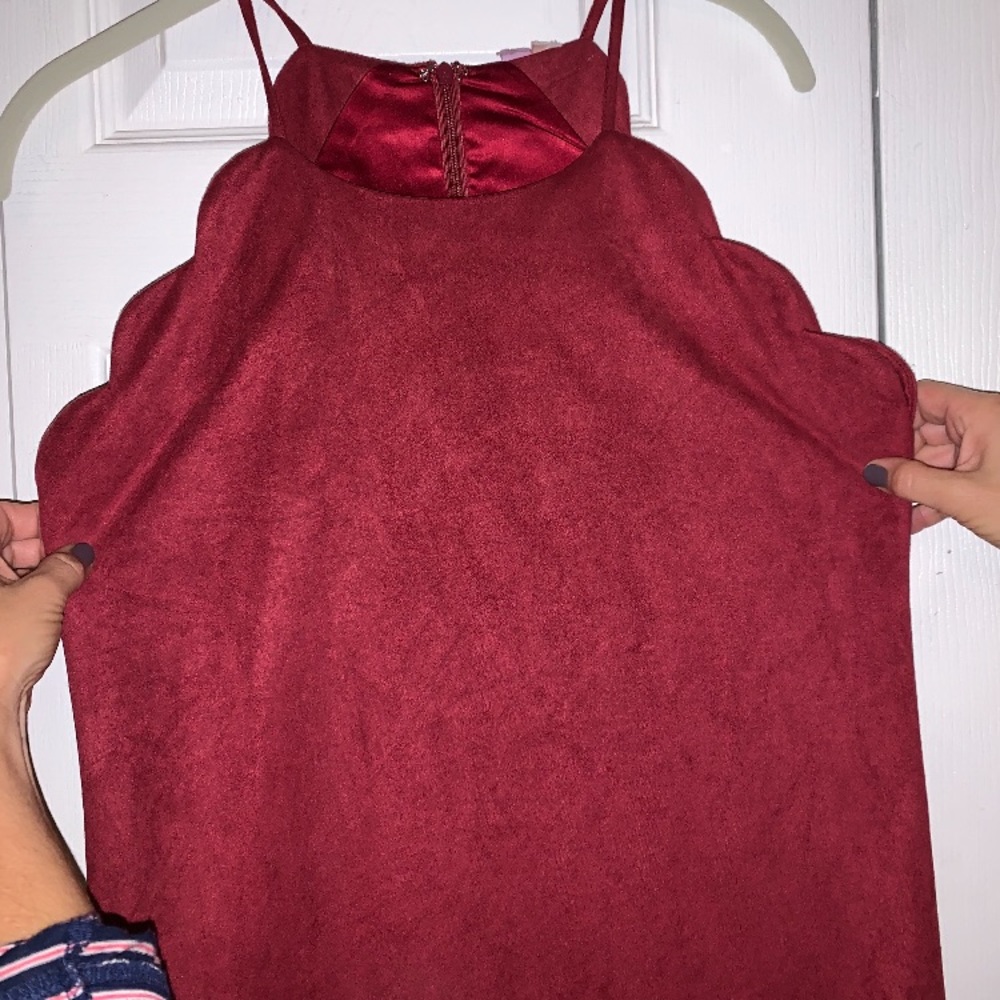 Maroon scalloped neck dress